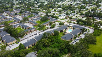 12261 Sailwinds Dr unit 203, Largo, FL 33773 - photo 4