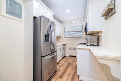 81-41 268th St unit 293 B, Glen Oaks, NY 11004 - photo 7