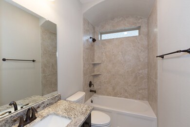 3807 Spruce Bend Ln, Spring, TX 77386 - photo 4