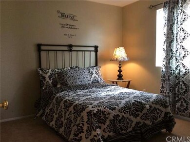 LOWER LEVEL BEDROOM.