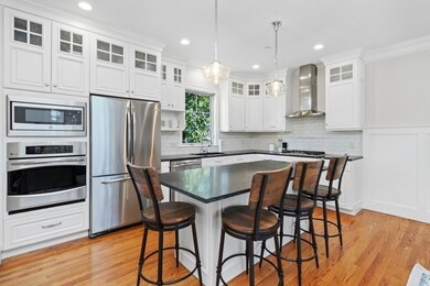 403 Hunnewell St unit 403, Needham Heights, MA 02494 - photo 4