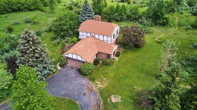 7909 Hollopeter Rd, Leo, IN 46765 - photo 4