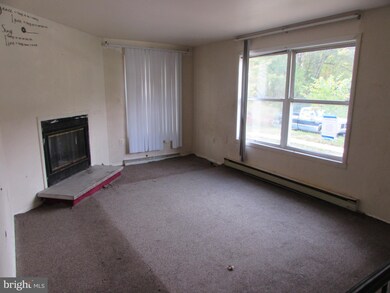 8003 Quentin St, New Carrollton, MD 20784 - photo 6