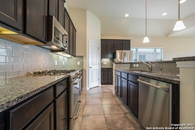 10522 Cima Vista, Helotes, TX 78023 - photo 3