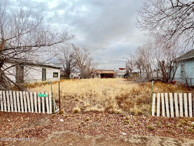 47185 N 2nd St, Ash Fork, AZ 86320 - photo 2