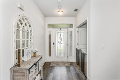 2022 Sunset Pine Way Gulf Breeze FL 3256