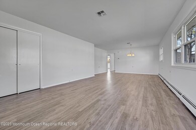 43 Georgetown Dr, Toms River, NJ 08757 - photo 2