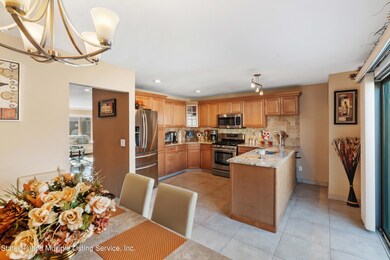 107 Redwood Loop, Staten Island, NY 10309 - photo 6