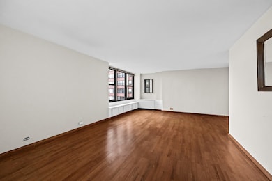 Lakeshore Drive Condo unit 4K, Chicago, IL 60657 - photo 6