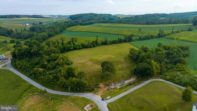 12927 Glen Valley Rd, Glen Rock, PA 17327 - photo 3
