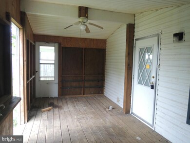 36 Turtle Ln, Ranson, WV 25438 - photo 6