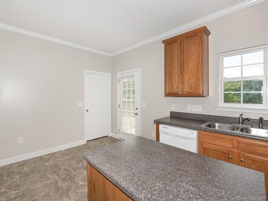 Kitchen with eat in area