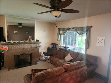 167 Hamilton Ave, Vandergrift, PA 15690 - photo 3