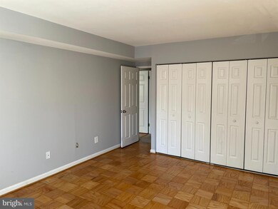 1623 Parkcrest Cir unit 201, Reston, VA 20190 - photo 6