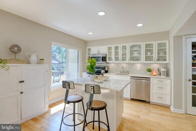 11092 Saffold Way, Reston, VA 20190 - photo 7