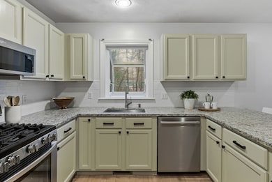 5 Aspen Cir, Bedford, MA 01730 - photo 5