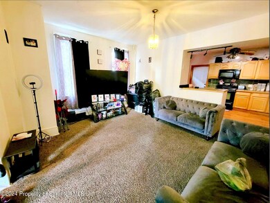 326 Bowman St, Wilkes Barre, PA 18702 - photo 3