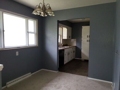 719 Hiawatha Dr, Elkhart, IN 46517 - photo 5