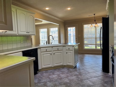 Under cabinet lighting on separate switch