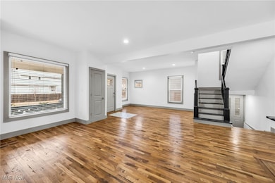 3303 Chatham Ave, Cleveland, OH 44113 - photo 4