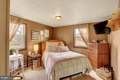 7777 Spring Rd, New Bloomfield, PA 17068 - photo 2