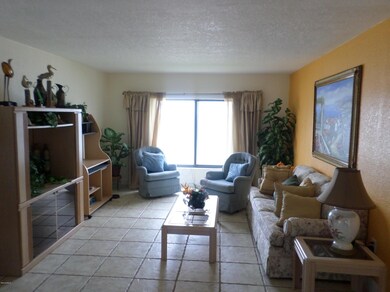 4 Living Room