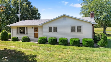 6275 E Mount Eden Rd, Scottsburg, IN 47170 - photo 4