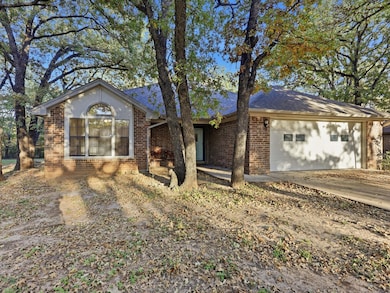1404 Shady Ln, Decatur, TX 76234 - photo 2
