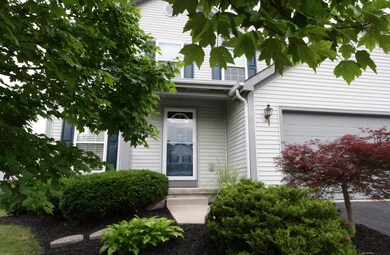 2 Exterior Front Close