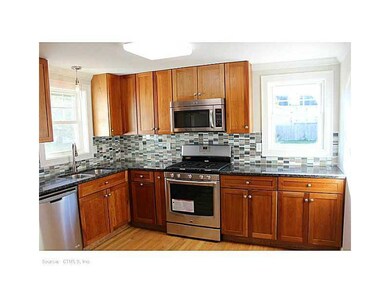 135 Liberty St unit 1, Pawcatuck, CT 06379 - photo 3
