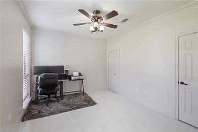 Office/5th bedroom