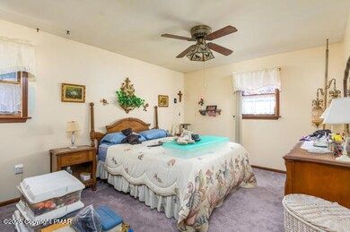 112 Alpine Dr, Kunkletown, PA 18058 - photo 5