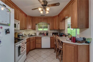 738 Mcmurray Rd, Bethel Park, PA 15102 - photo 7