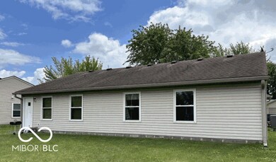 2884 Branifield Dr, Franklin, IN 46131 - photo 2