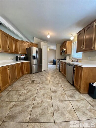 9700 Betty Ln, Winnemucca, NV 89445 - photo 6