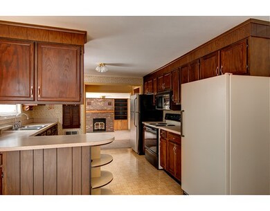 933 Wauwinet Rd, Barre, MA 01005 - photo 5