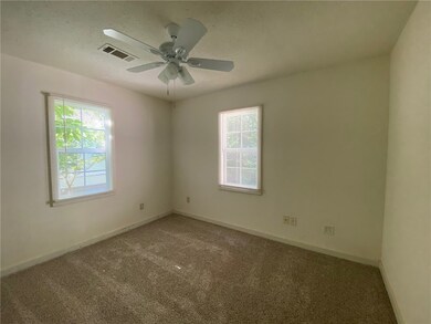 310 NW 7th St, Bentonville, AR 72712 - photo 6