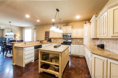 Large kitchen with lots of storage
