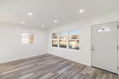 524 N Cline Ave, Griffith, IN 46319 - photo 6