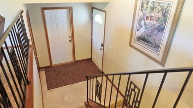 119 Cedar Crest Dr, Cedar Falls, IA 50613 - photo 5