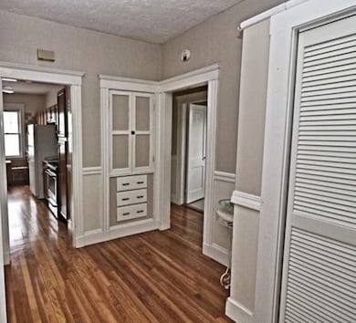 10 Hutchinson St unit 2, Winthrop, MA 02152 - photo 4