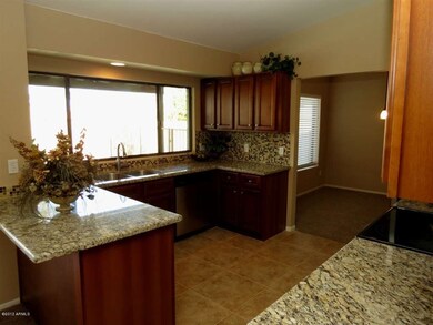 Obispo (1140) Kitchen 3