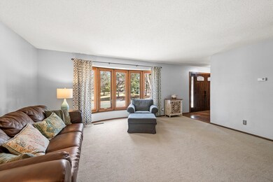 6311 Oakview Ln N, Maple Grove, MN 55369 - photo 7