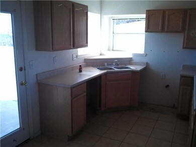 14528 Desierto Bello Ave, El Paso, TX 79928 - photo 3