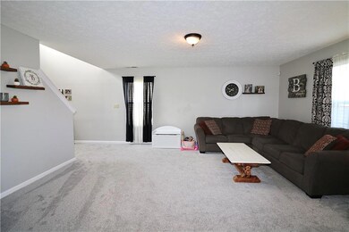 512 Southern Pines Dr, Whiteland, IN 46184 - photo 7