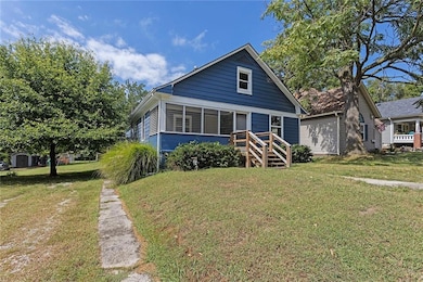 724 N Osage St, Independence, MO 64050 - photo 3