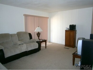LIIVING RM TO ENTRY SLIDER