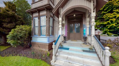 06_735_15th_Street_Eureka105_mls