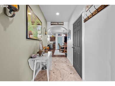 479 SE Leisek Way, Madras, OR 97741 - photo 4