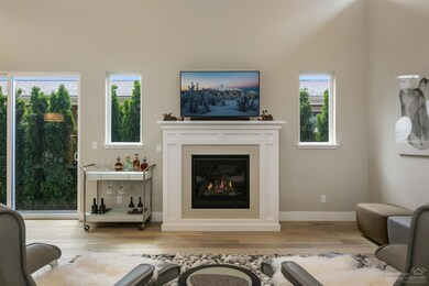 20053 SW Sunny Way, Bend, OR 97702 - photo 5